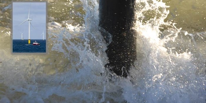 Water splashing around a pole - like it would splash around a wind turbine platform